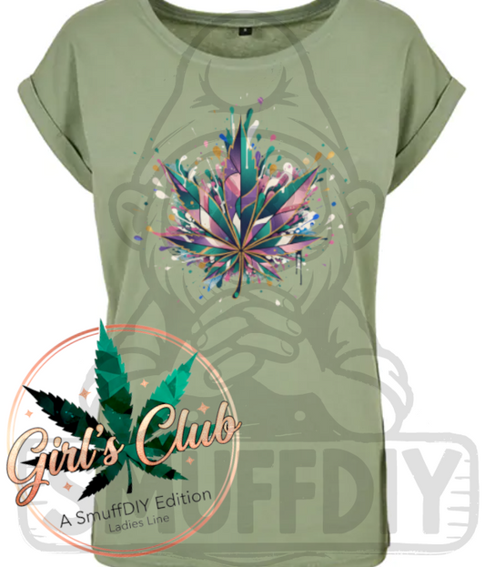T-Shirt 'Splash' in Lindgrün - stylische Canna-Mode für Frauen by SmuffDIY